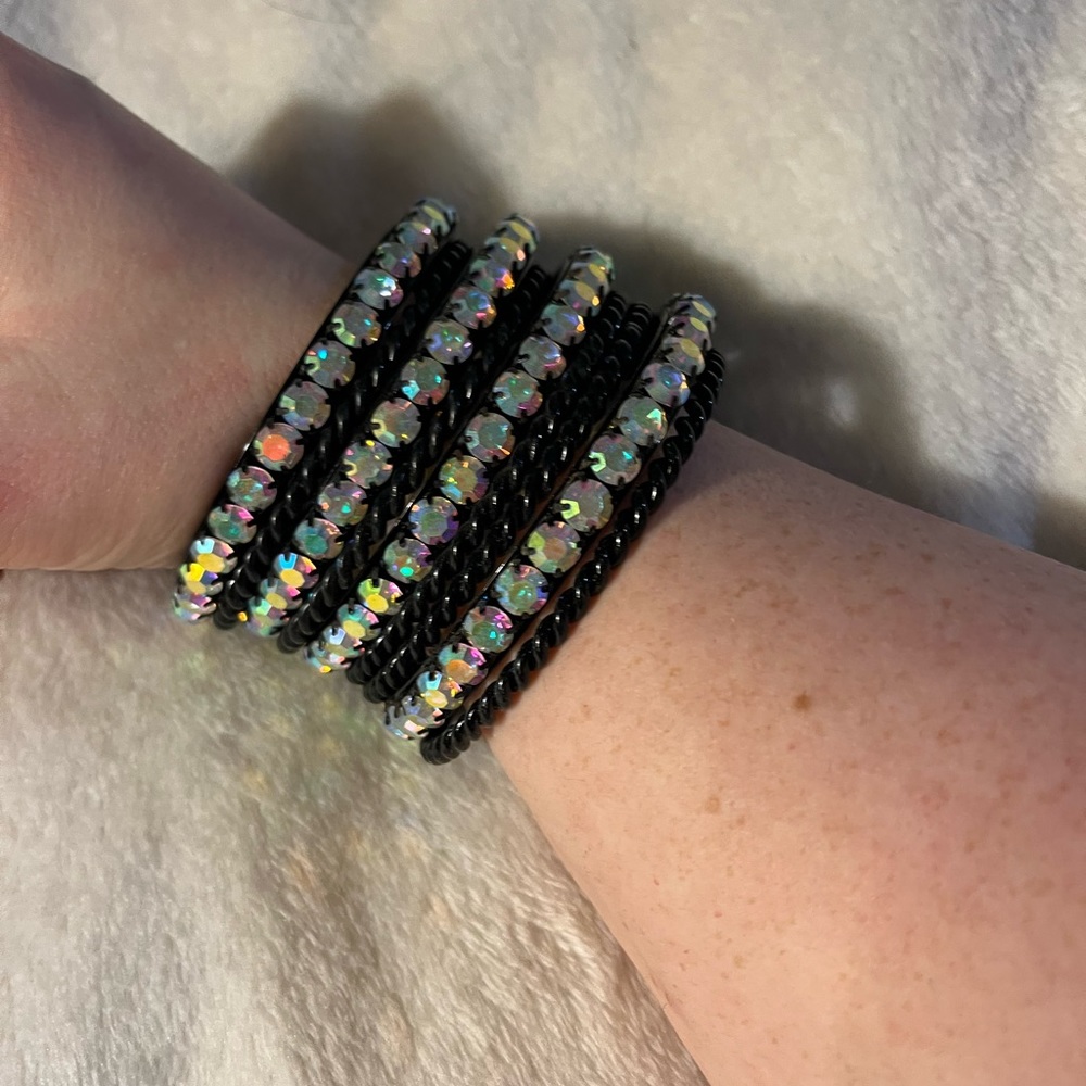 Stackable bangles